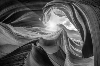 Antelope Canyon 2 Light - Photographic Print, 18x12